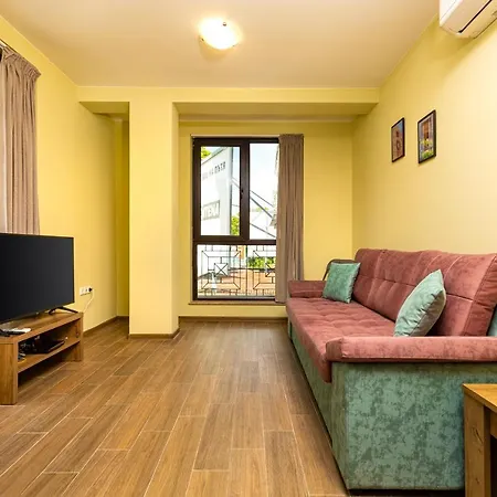 1bd Flat Near The Center Of * Plovdiv